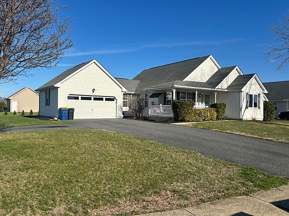 2nd image of 64 Ramunno Dr