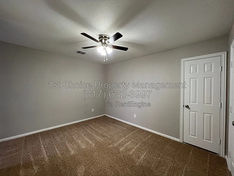 5312 Scenic Point Dr — Photo 23