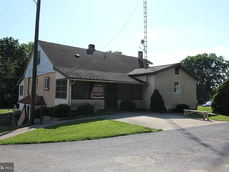 1227 Georgetown Rd #B — Photo 1