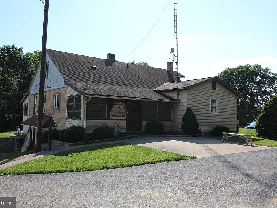 1st image of 1227 Georgetown Rd #B