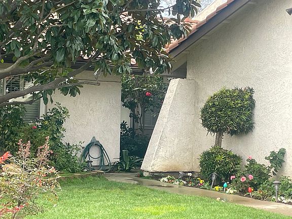 3rd image of 2632 Lakewood Pl