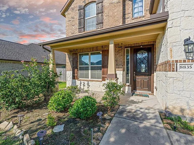 8835 Japonica Dr — Photo 4