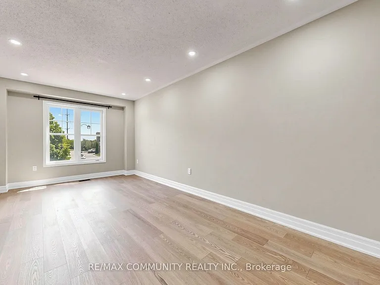 10 Red Fox Pl — Photo 5