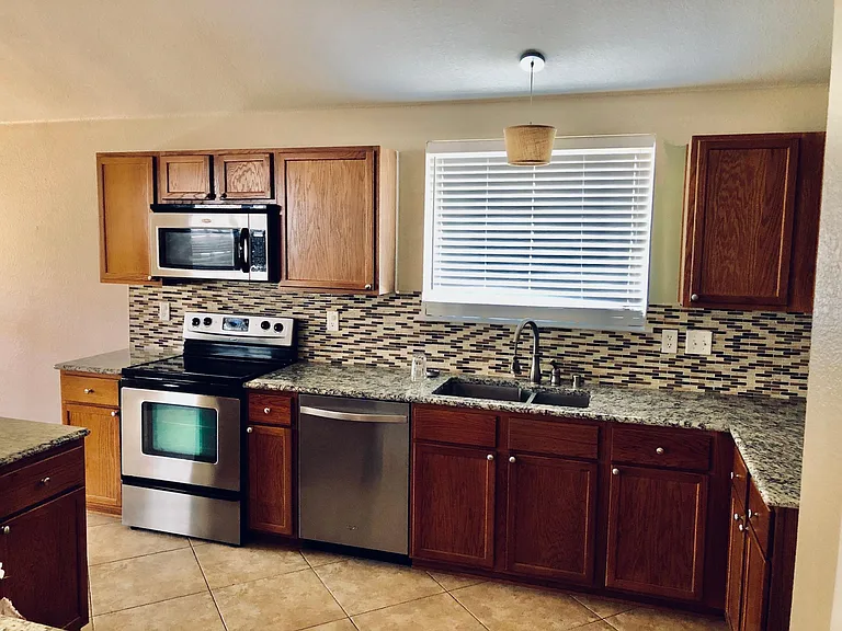 4200 Highgate Rd — Photo 12