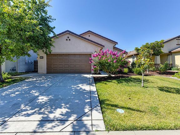2nd image of 9558 Blue Mountain Way