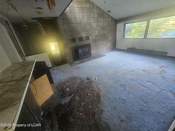 4th image of 980 Fox Rd