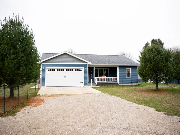 4687 S Chestnut Ave, Newaygo, MI 49337