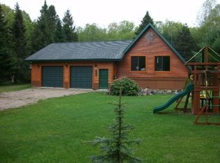 W9043 Park Rd, Naubinway, MI 49762