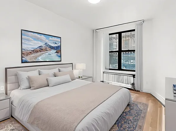 220 W 122nd St #1J, New York, NY 10027