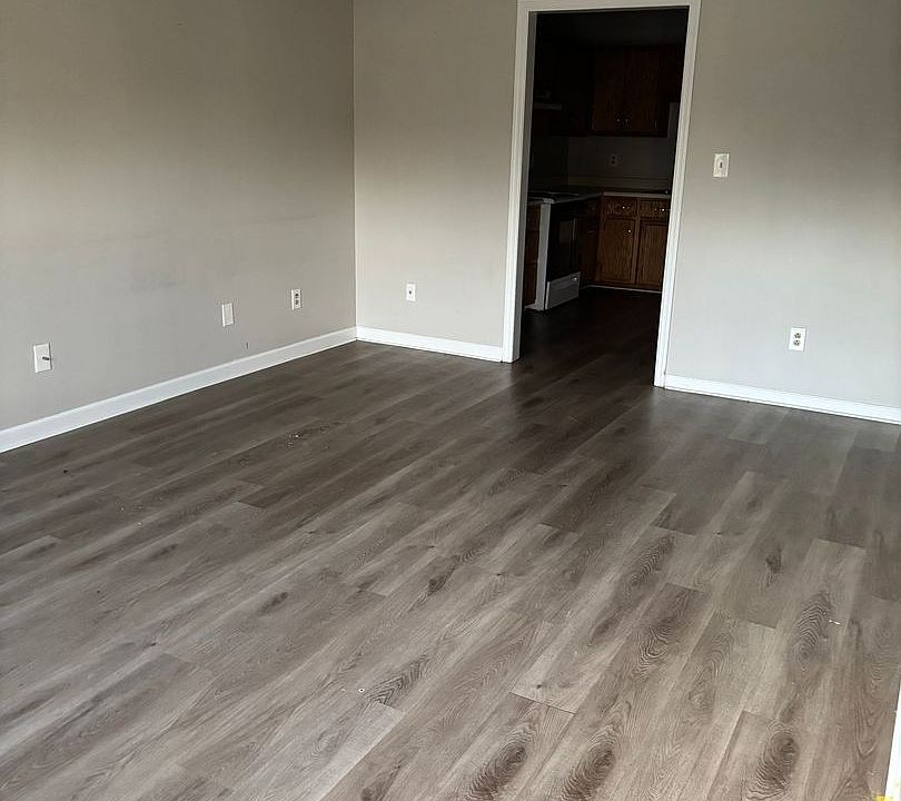 1st image of 154 13th Ave NW