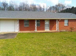 504 Robinson St, Newhebron, MS 39140