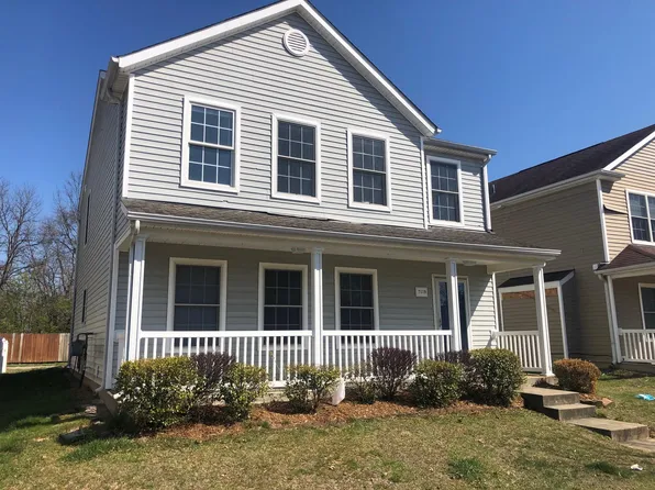 7119 Black Mountain Dr, Louisville, KY 40228