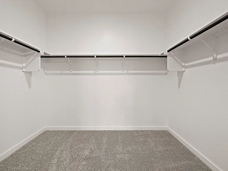 2415 Ekvall Dr — Photo 16