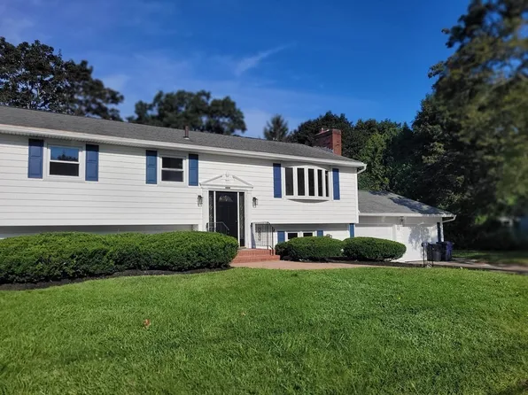16 Stoney Brook Rd, Methuen, MA 01844