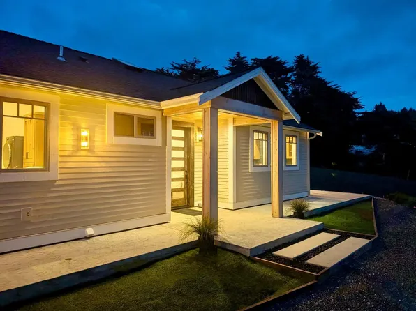 1830 Dixie Ln, McKinleyville, CA 95519