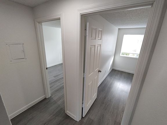 3rd image of 1622 W 7th Ave #11266091