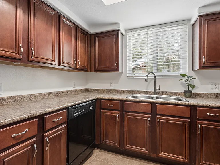Kitchen has all you need. Dishwasher is close to sink for ease in use