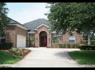 7640 Royal Crest Dr, Jacksonville, FL 32256