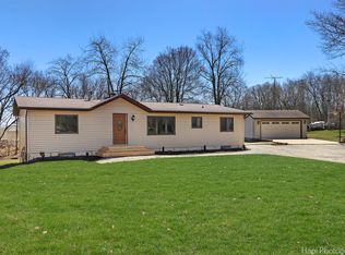 6702 Chillems Dr, Spring Grove, IL 60081