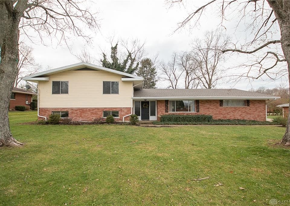 1st image of 748 Schrubb Dr
