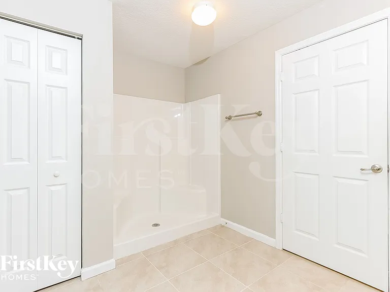 2346 SW Abalon Cir — Photo 10