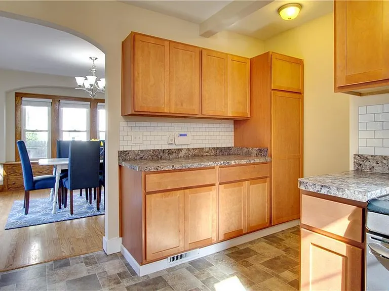 2016 Falls Ave — Photo 20