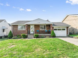 1215 Ridgeway Ave, Aliquippa, PA 15001