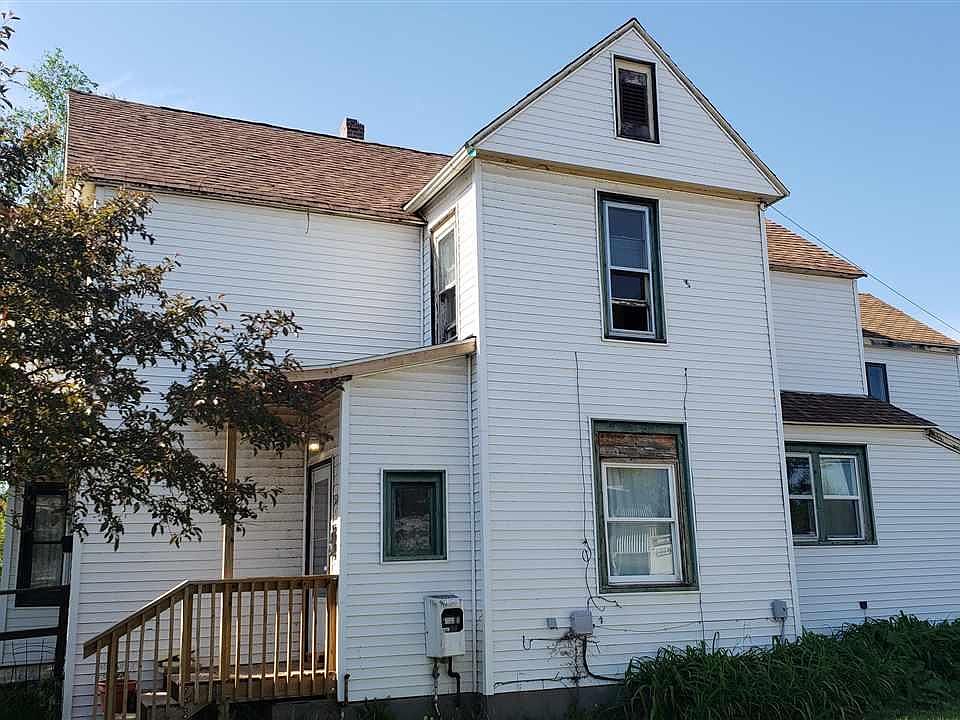 1st image of 520 7th Ave E