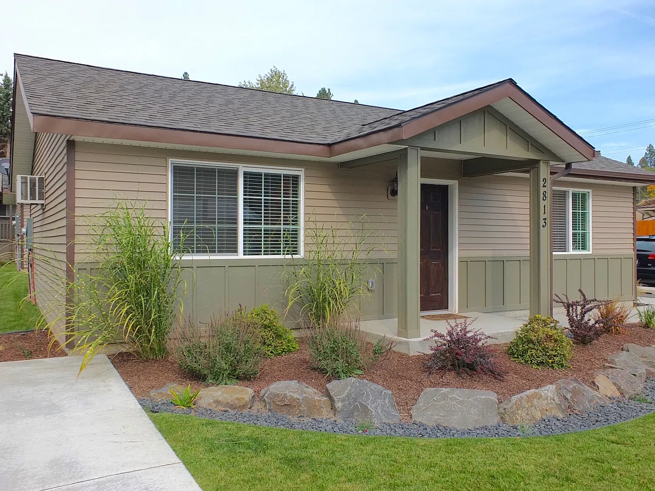 2 bed, 850 sqft, $1,400 — Photo 2