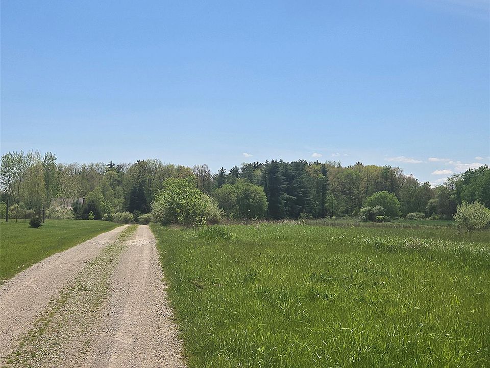 6827 Lapeer Rd, photo 14
