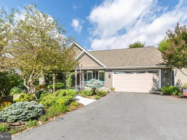 566 Rich Mar St, Westminster, MD 21158