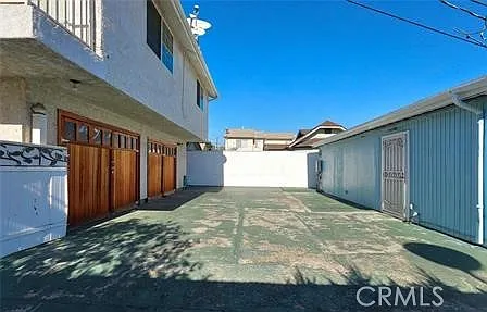 1125 N Heliotrope Dr — Photo 43