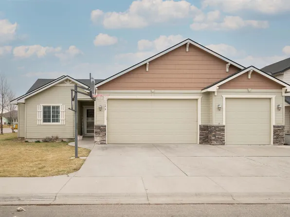 1295 NE Dusty Ct, Mountain Home, ID 83647