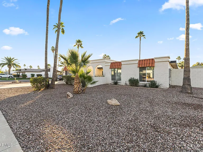 5245 E Acoma Dr — Photo 31