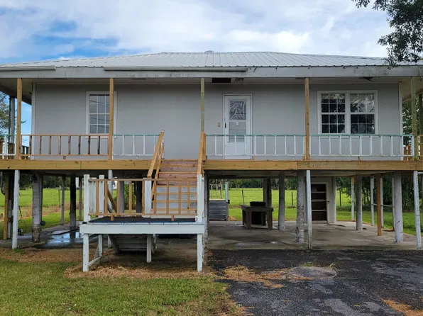 213 Leve St, Chauvin, LA 70344