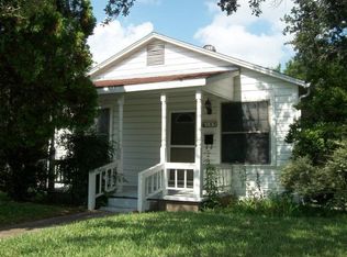 107 S Vine St, Victoria, TX 77901