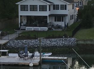 203 Caspian Ave, Virginia Beach, VA 23451