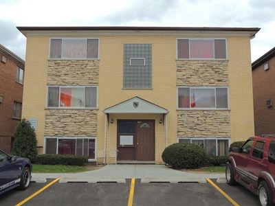 10475 Carol Ct APT 1E, Rosemont, IL, 60018