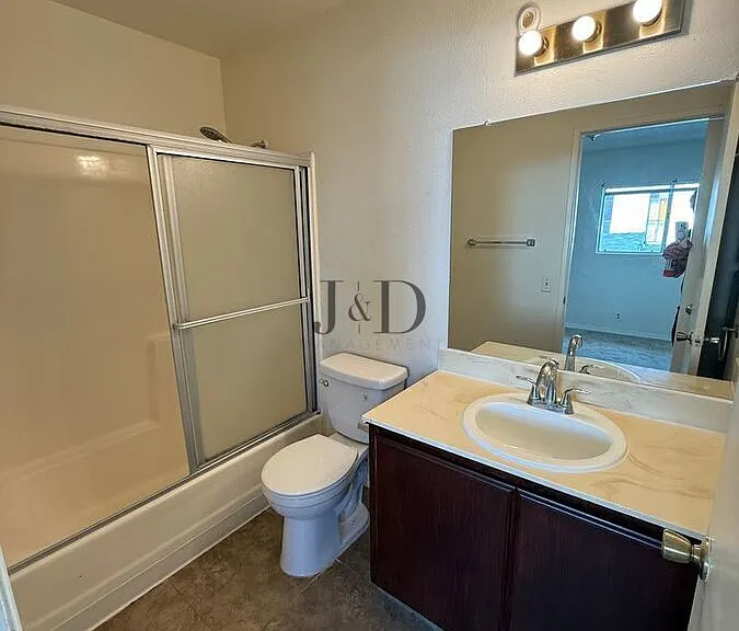 4086 Swift Ave — Photo 12