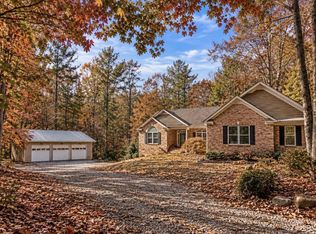 89 Parks Mountain Rd, Ellijay, GA 30540