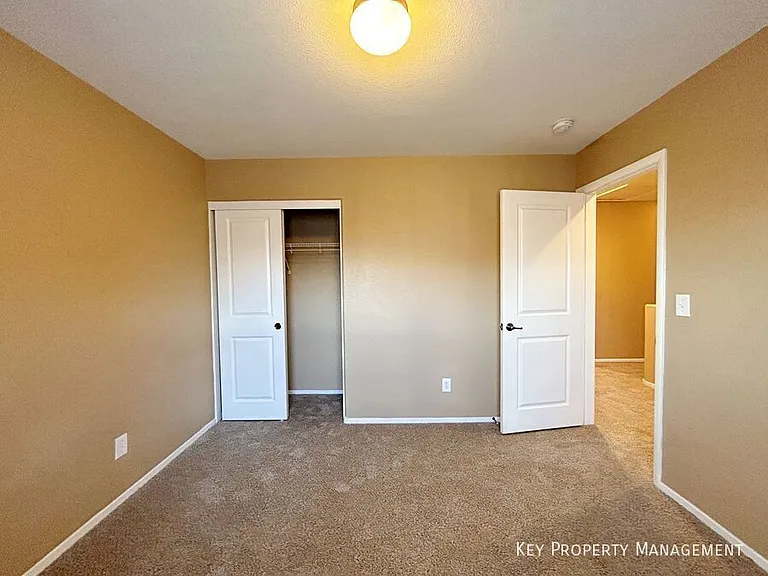 742 Iron Bridge St — Photo 31