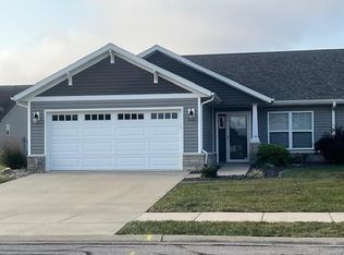 120 Tamarack Ln, Highland, IL