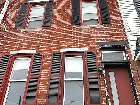 2nd image of 2542 E York St