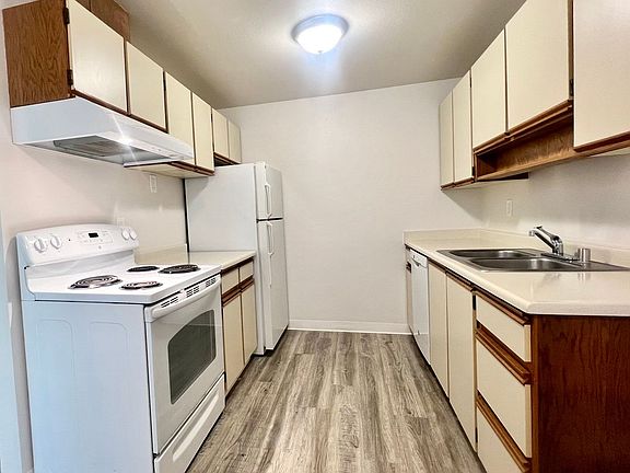 5th image of 12815-12821 123rd St E #15-6