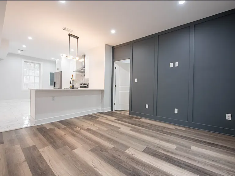 191 W All Saints St #4 — Photo 5