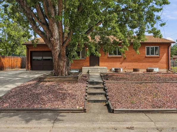 6704 Nelson Street, Arvada, CO 80004