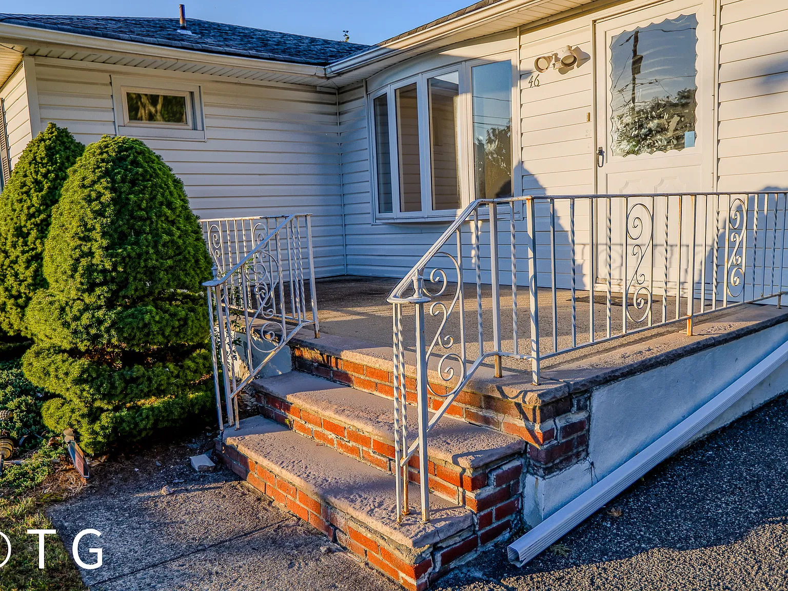 3 bed, 1600 sqft, $3,225 — Photo 4
