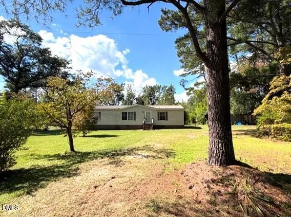 1230 Hickory Crossroads Rd, Kenly, NC 27542
