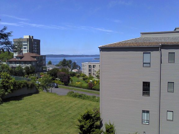 4th image of 301 N Tacoma Ave Unit 304