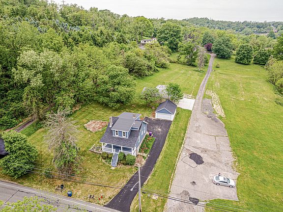 2nd image of 845 Center Rd